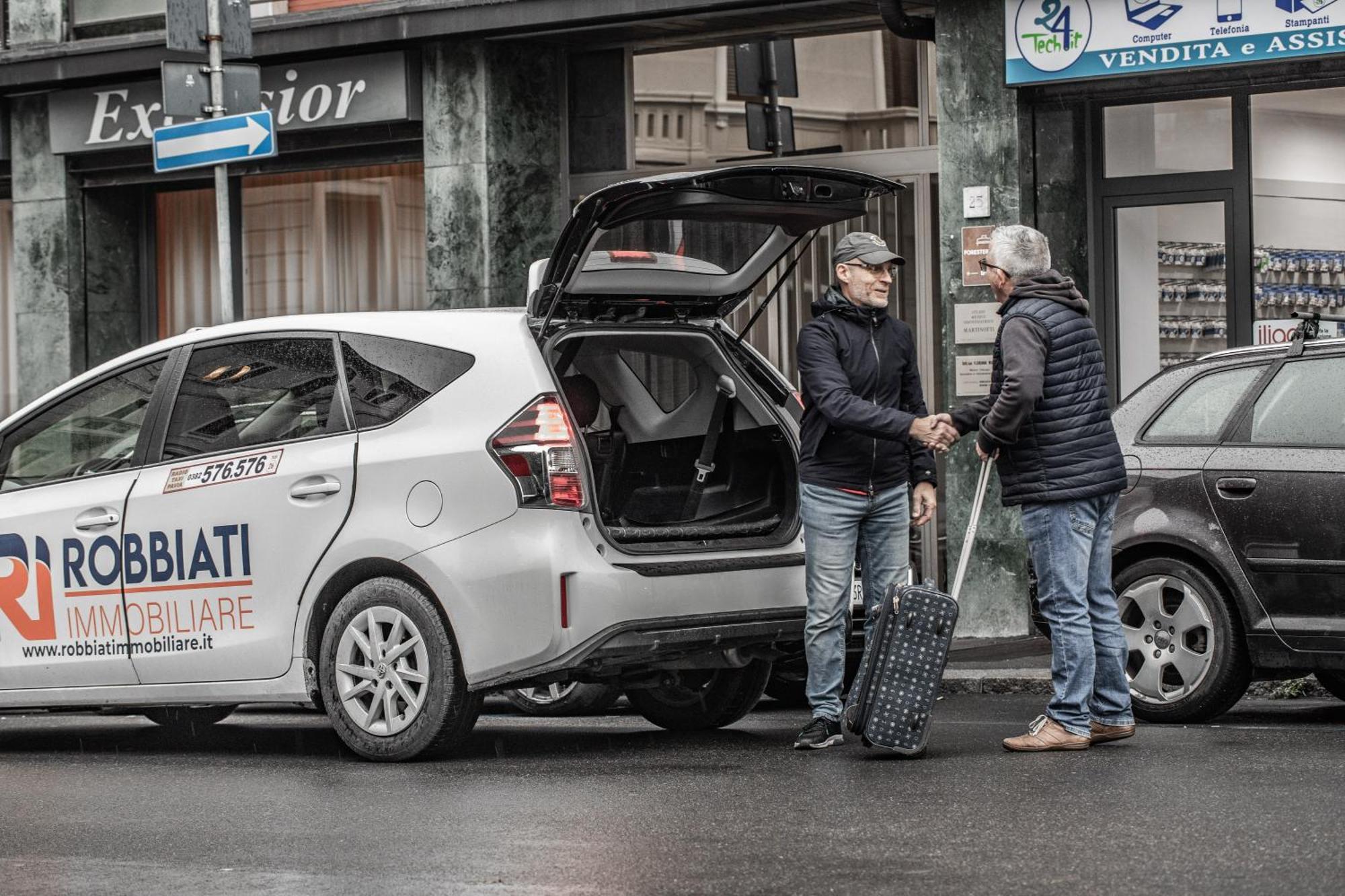 Angolo Al Ponte Micro Appartamento In Pieno Centro Παβία Εξωτερικό φωτογραφία
